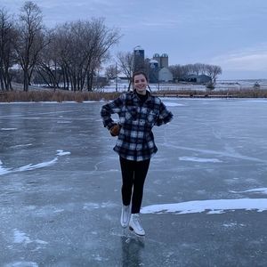 Meet your Posher, Kendra